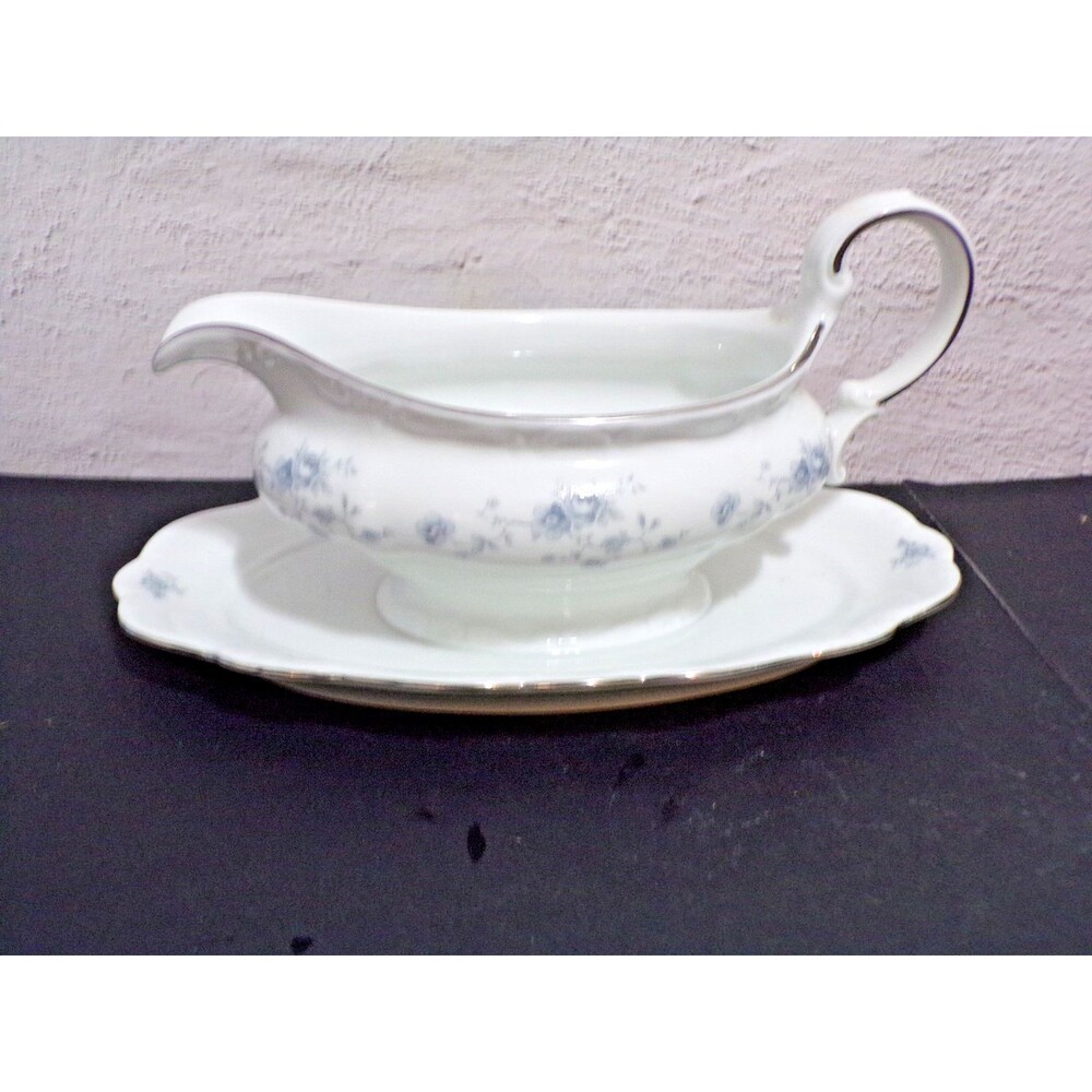 Johann Haviland - Bavaria -‎ "Blue Garland" Fine China Gravy Boat w/Underplate